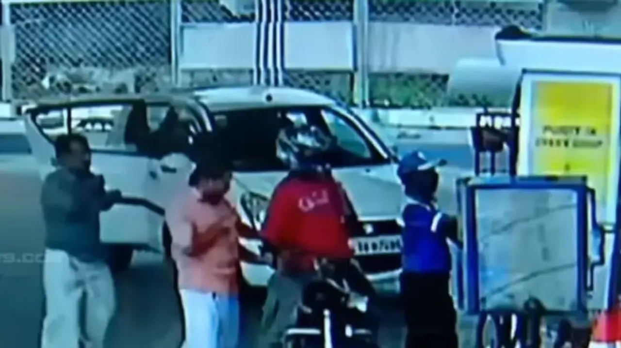 Thief Runs Into Stolen Bike Owner In Petrol Pump 