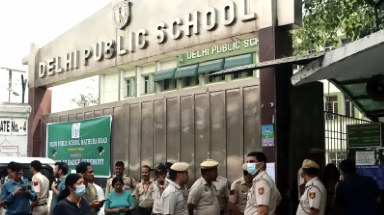 Bomb threat to Delhi school