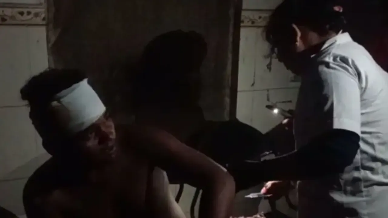 Power outage paralyses health services in Odisha; patients treated under torchlight in Bargarh 