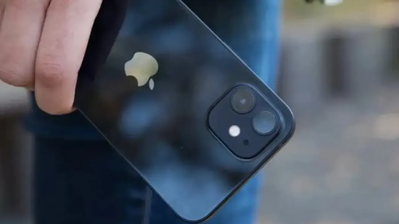 Choosing the right iPhone: A comparison of iPhone 13, iPhone 14, and iPhone 12