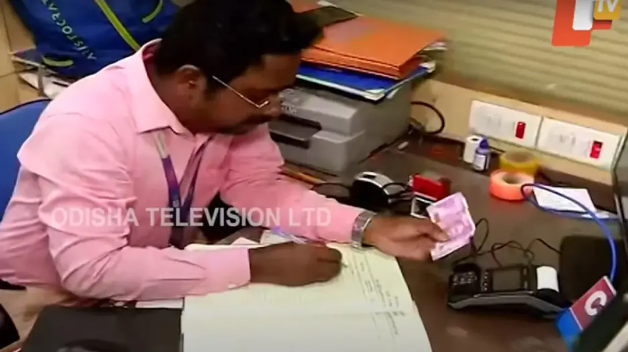 Rs 2000 note exchange: Special arrangements at bank branches across Odisha