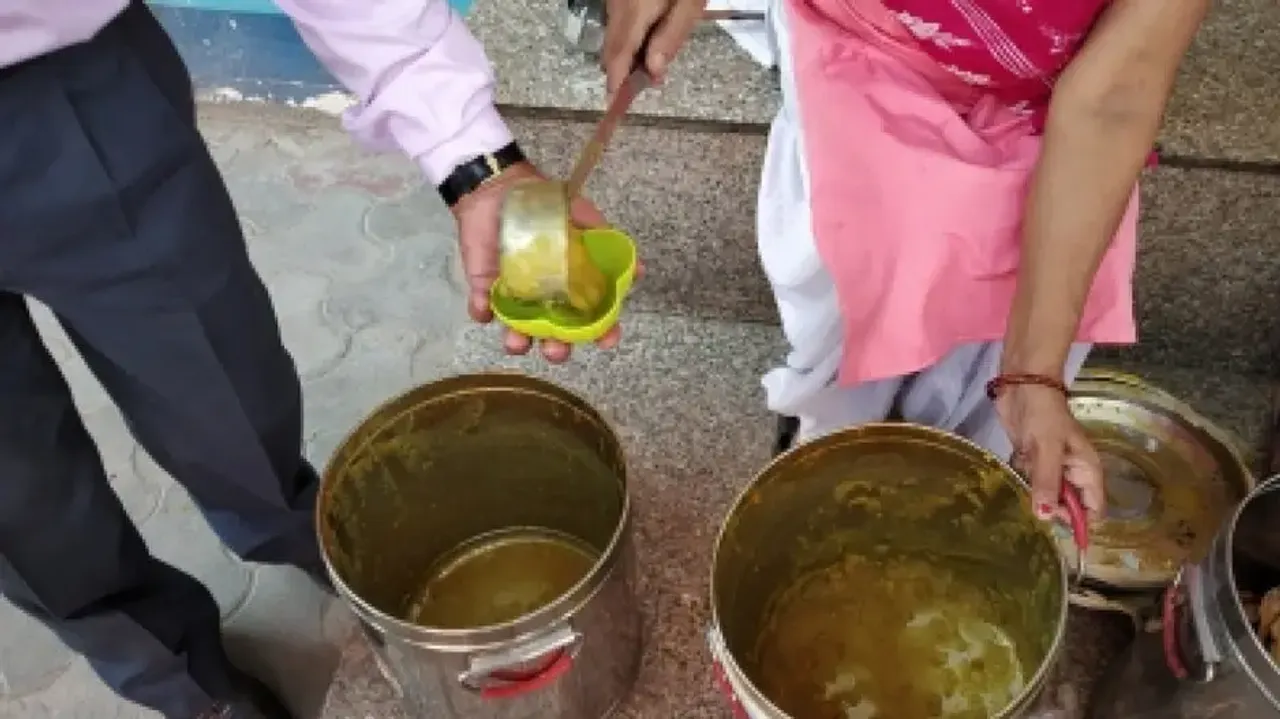 Students fall sick after having mid-day meal