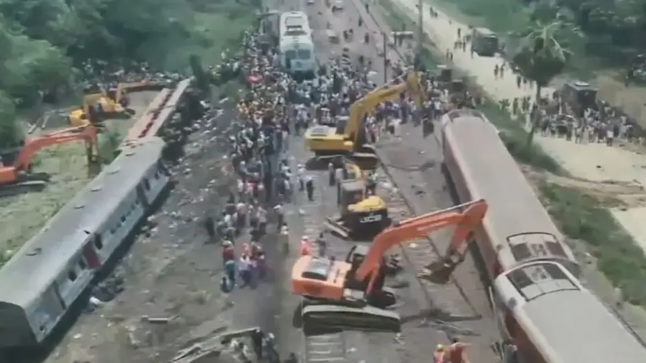 Tracks at Balasore accident site repaired: Vaisnaw