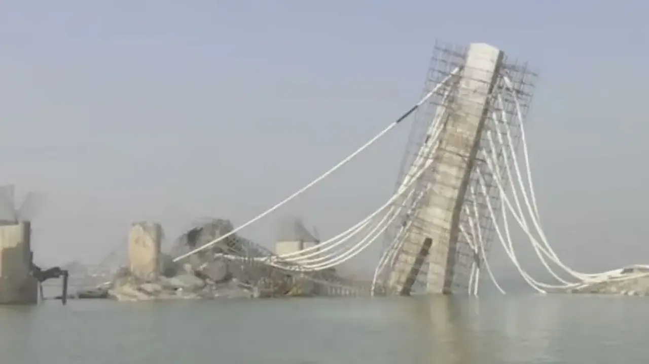 Bridge collapse, train engine theft to mobile tower loot, incidents that can happen only in Bihar!