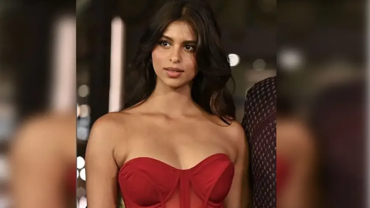 Suhana Khan looks drop-dead gorgeous in red, fans can’t get over it
