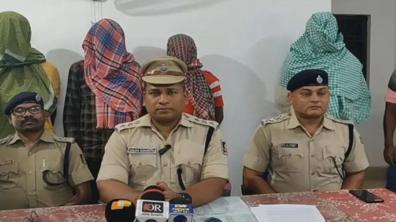 Blot on khaki: 2 home guards among 5 arrested for loot in Odisha’s Koraput