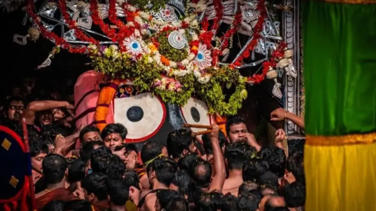 Know about ‘Pahandi’ ritual observed at Srimandir in Puri