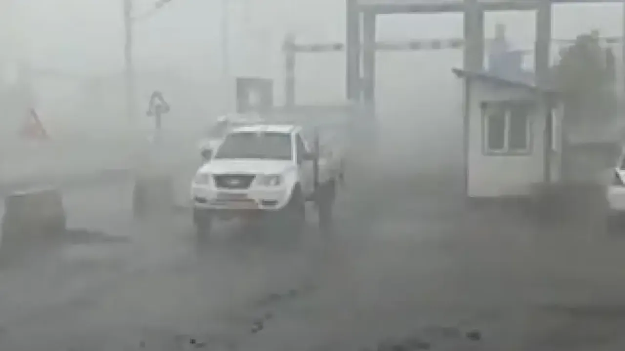 Landfall process of Cyclone Biparjoy commences, says IMD