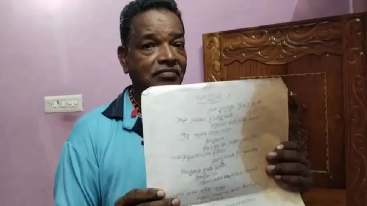 Odisha vegetable seller excels in mirror writing 