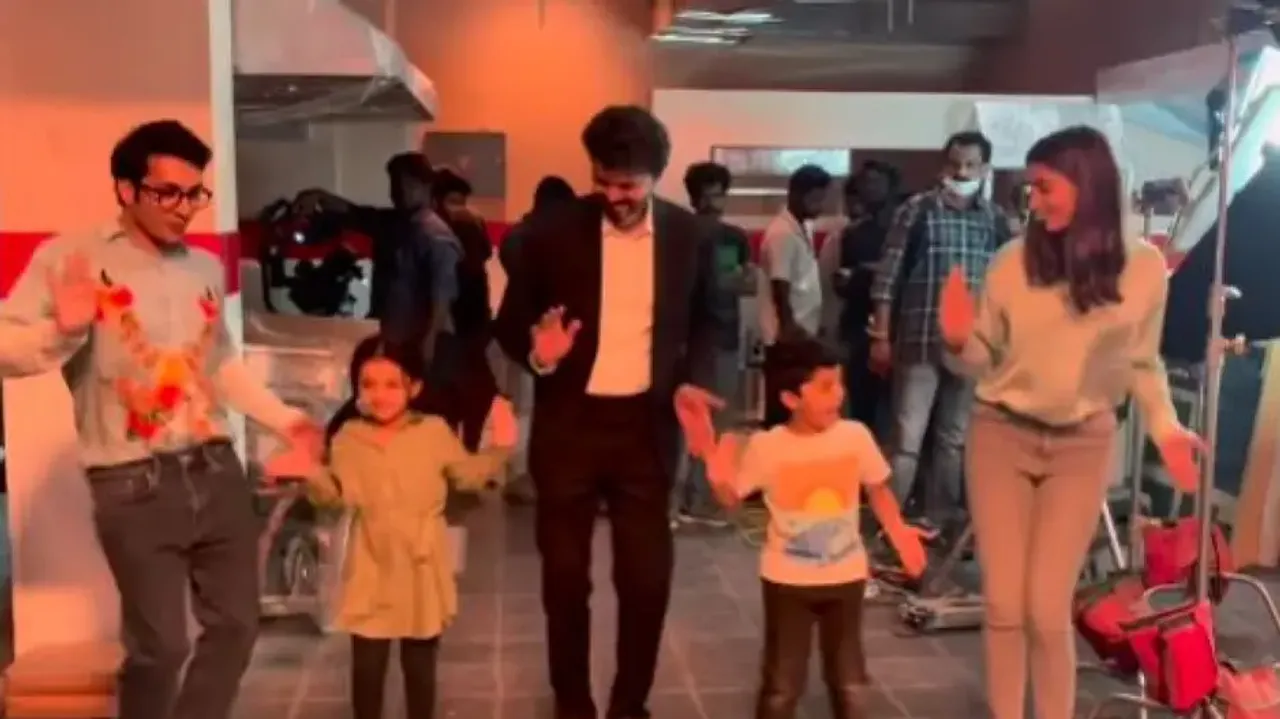 Pooja Hegde, Thalapathy Vijay shake leg on ‘Butta Bomma’; 'Beast' lady wishes 'Master' in style – Wa