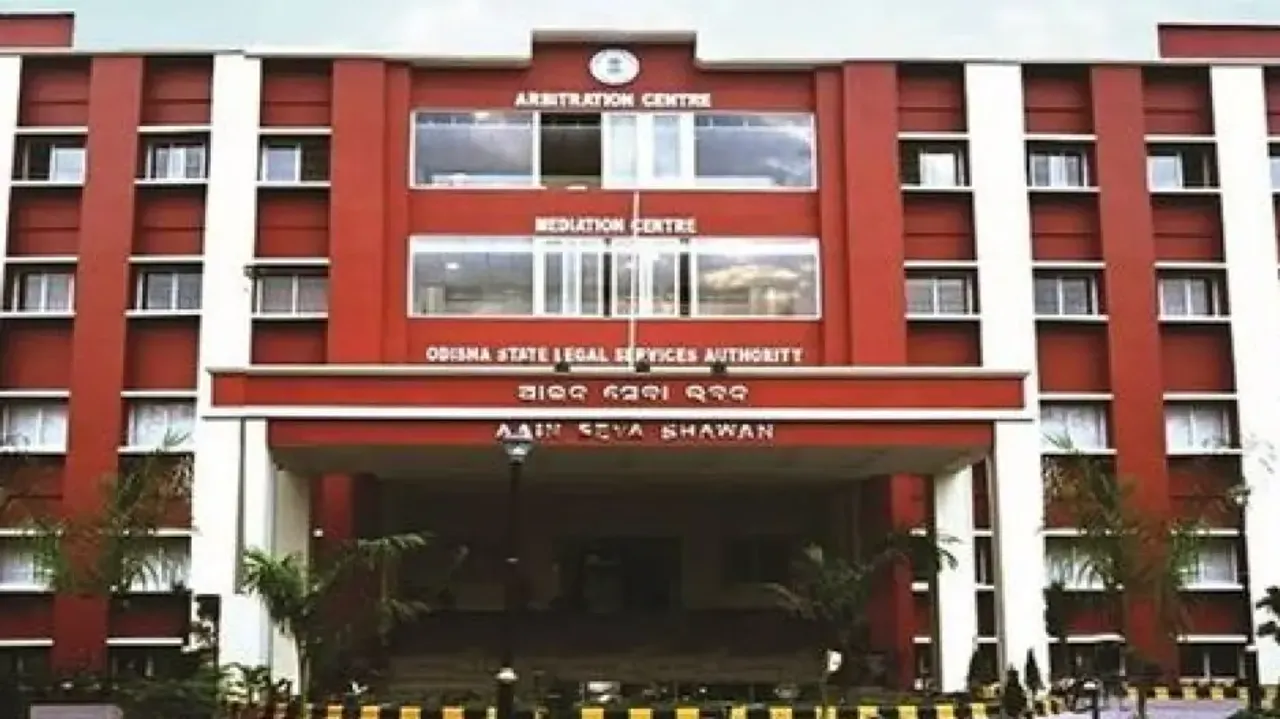 Orissa HC Chief Justice inaugurates 50 paperless courts