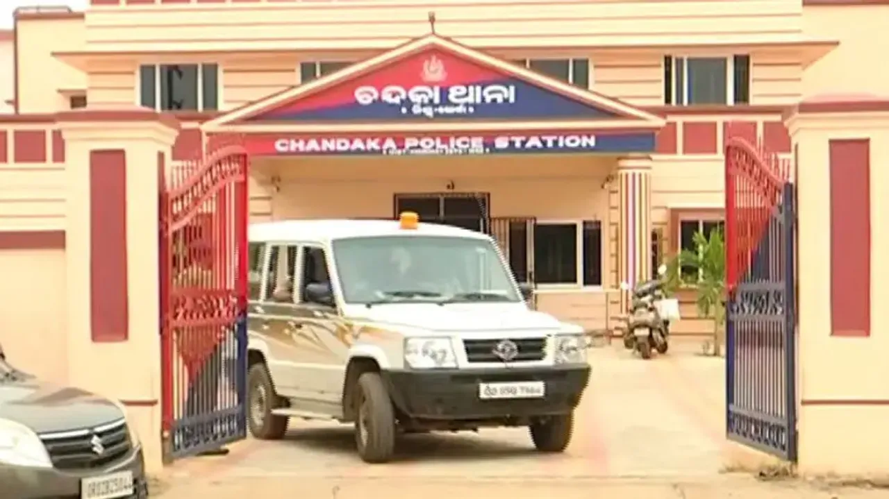 CBI grills 3 accused at Chandaka police station in Bhubaneswar