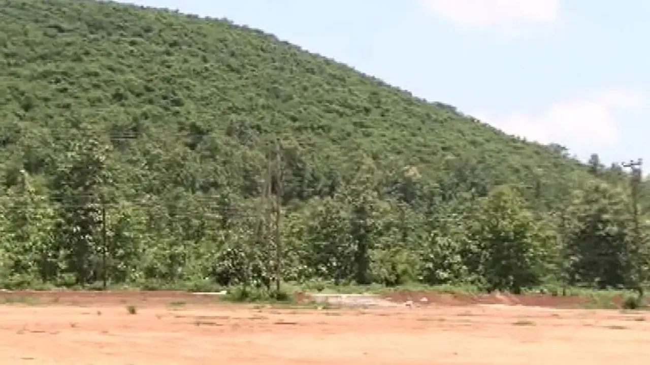 BJP & BJD spar over Paika Rebellion Memorial; Congress holds both responsible  