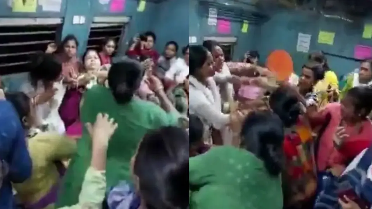 Fight in Kolkata local train