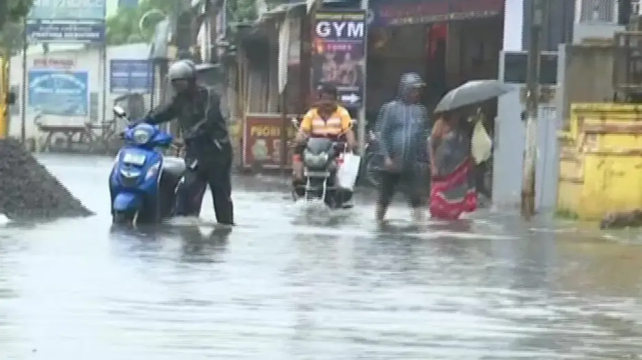 Heavy rainfall lashes Cuttack and Bhubaneswar