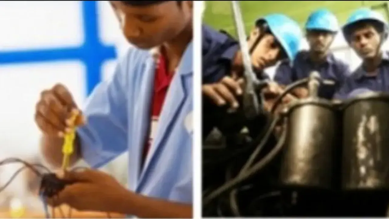 Students with tech qualifications to get dual-purpose 'skill passports'