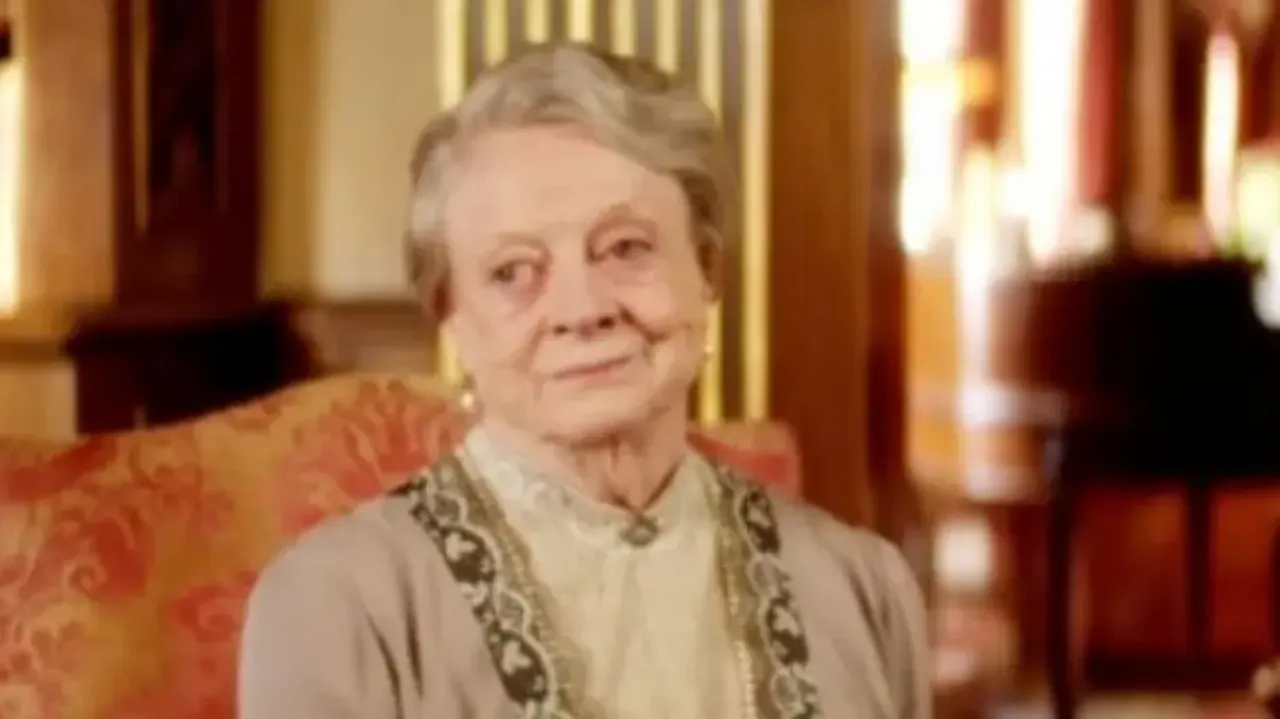 Maggie Smith delights 2023 Wimbledon audiences in rare public appearance