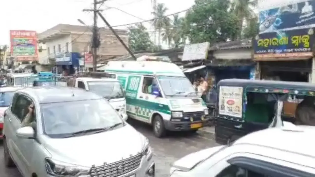 Traffic congestion during 5T Secy’s visit to Nayagarh