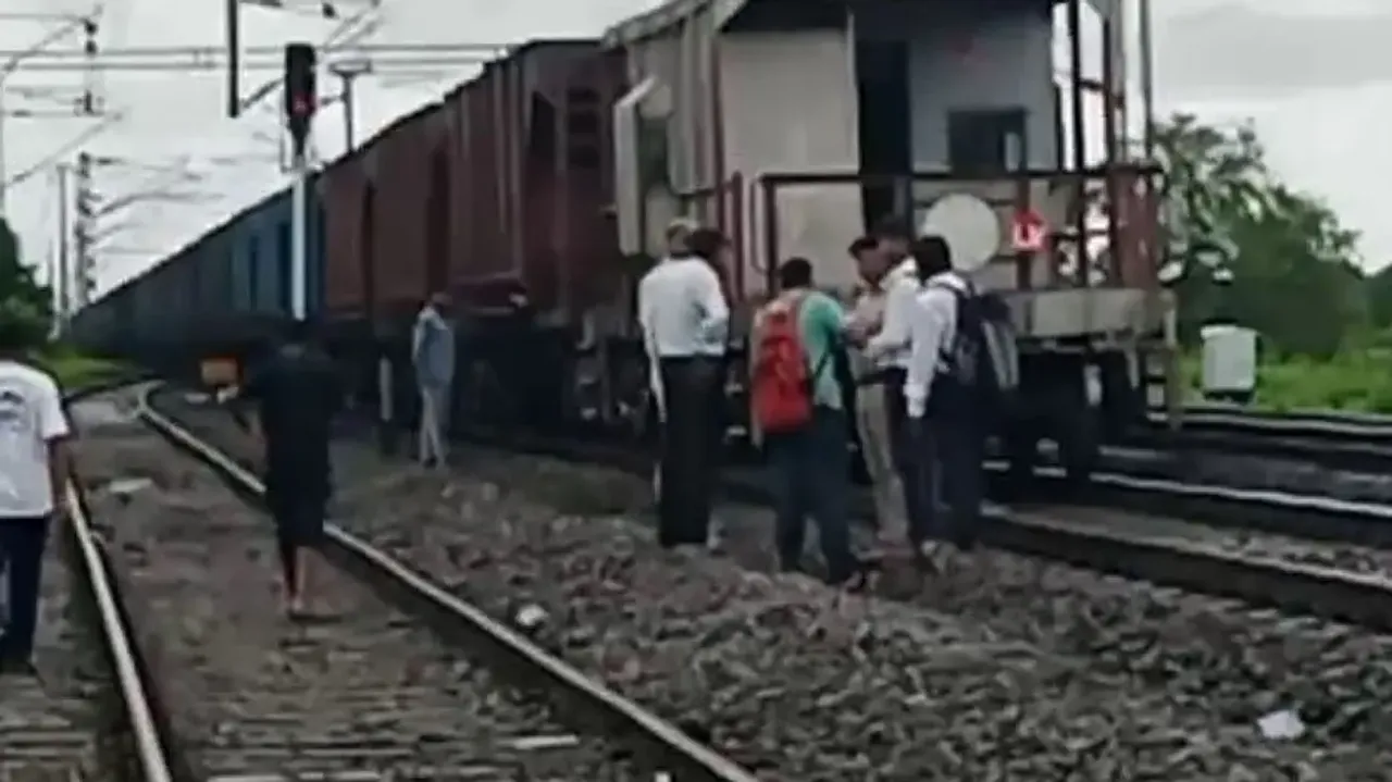 Engine without wagons rolls for two kilometers in Odisha’s Balasore 