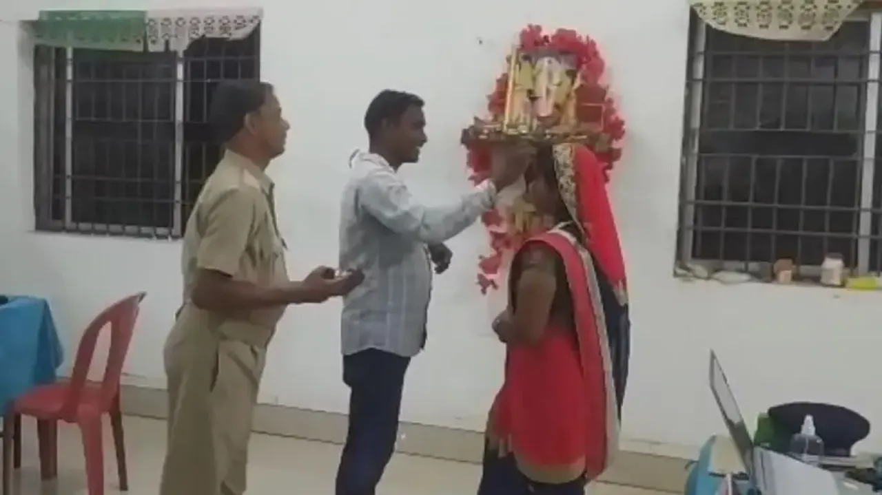 Woman marries husband’s cousin in front of family members in Odisha’s Sonepur