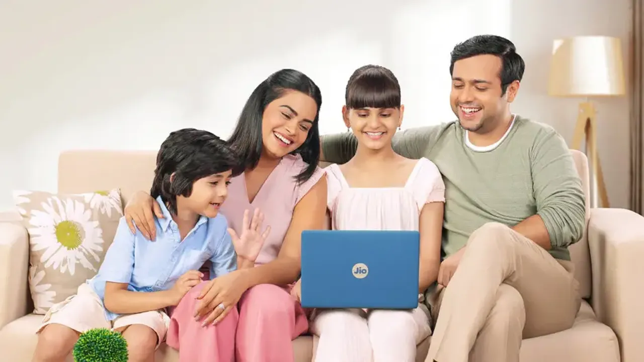 JioBook laptop to launch in India on July 31, teased officially on Amazon