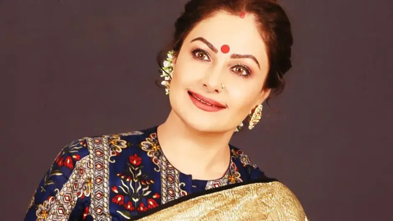 Ayesha Jhulka