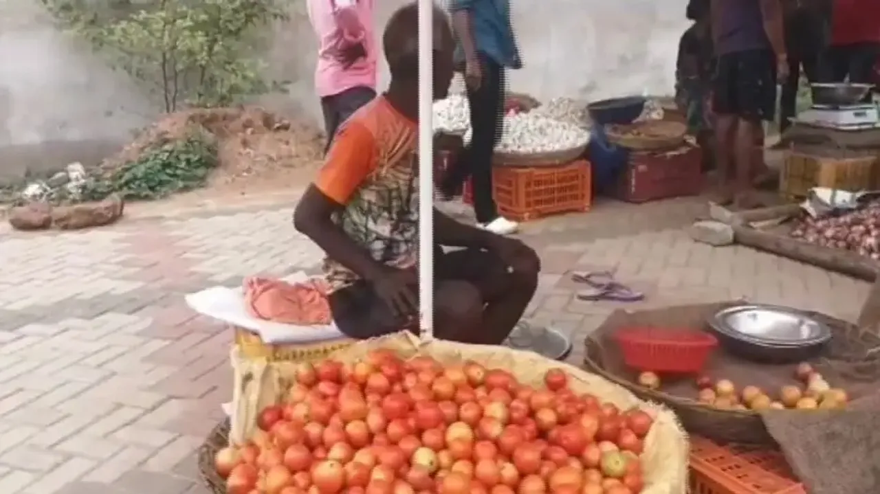 Conman escapes after buying tomatoes in Cuttack