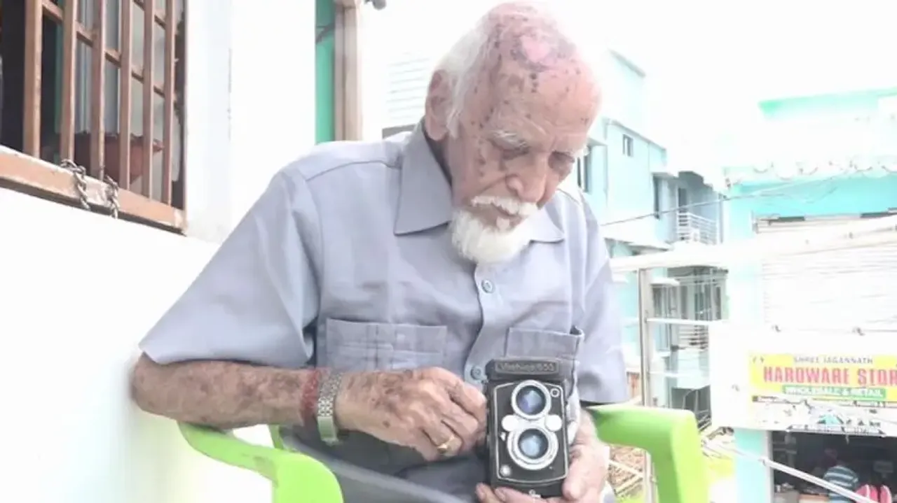 Meet Odisha’s first photojournalist, a centenarian, who witnessed entire gamut of transformation in 