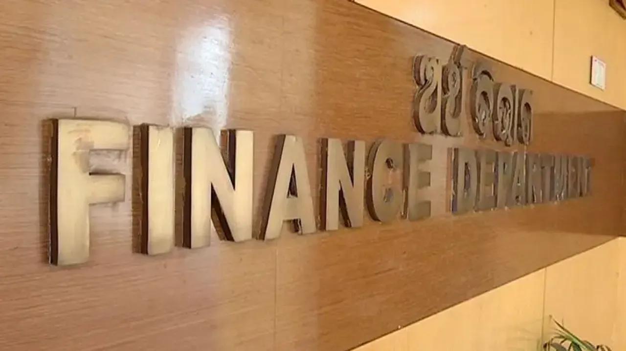 New guidelines issued for Odisha govt officials on use of private vehicles 