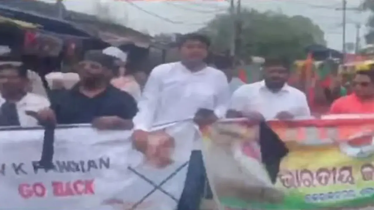 BJP workers stage demonstration in Jharsuguda