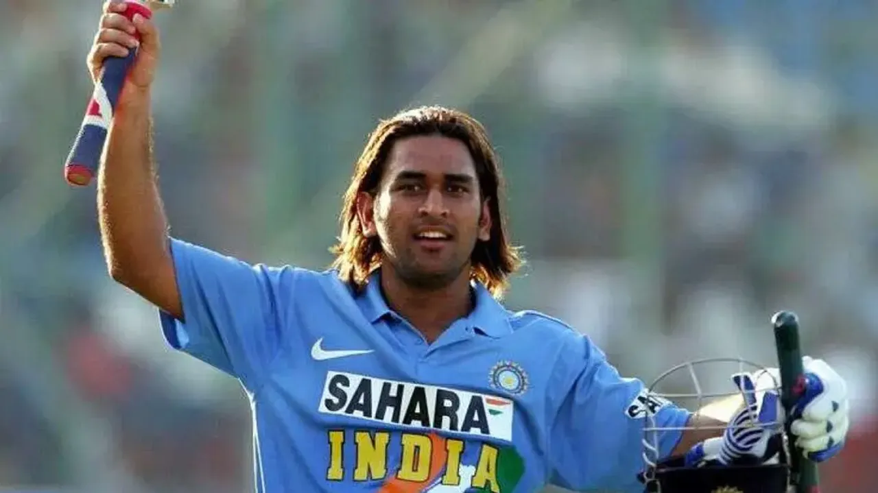 MS Dhoni with long hair