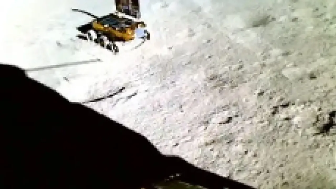 India’s moon rover playful on the lunar surface? Looks are deceptive!