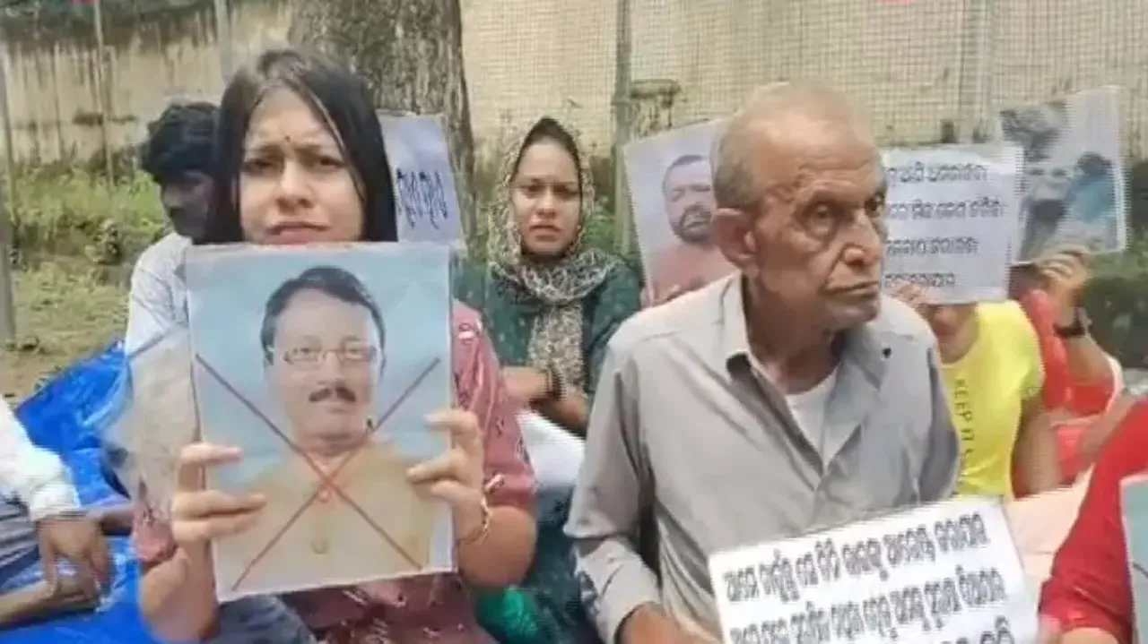 Family accuses ex-MLA of issuing threats