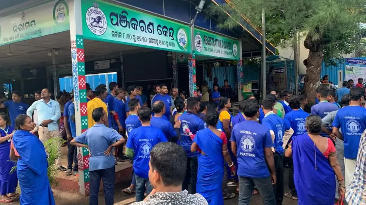 Sanitation workers strike in capital hospital