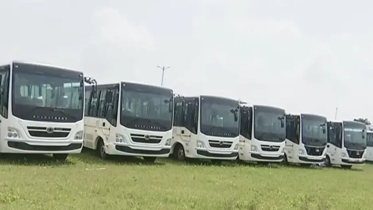 Buses go off road in undivided Koraput as owners' association ups the ante against LAccMI scheme