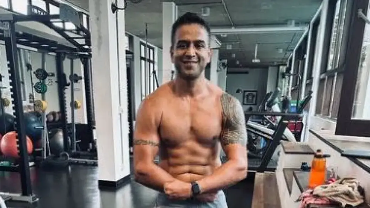 Zerodha’s Nithin Kamath celebrates 44th birthday in gym; flaunts 6-pack abs