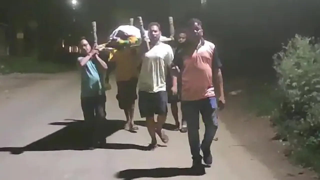 Social activists perform last rites of man