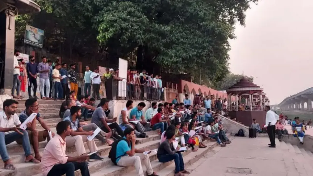 Meet Arun Kumar who left IAS job to teach underprivileged UPSC aspirants