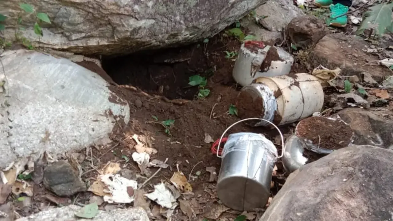 BSF jawans detect 5 gelatine bombs during combing operation in Malkangiri 