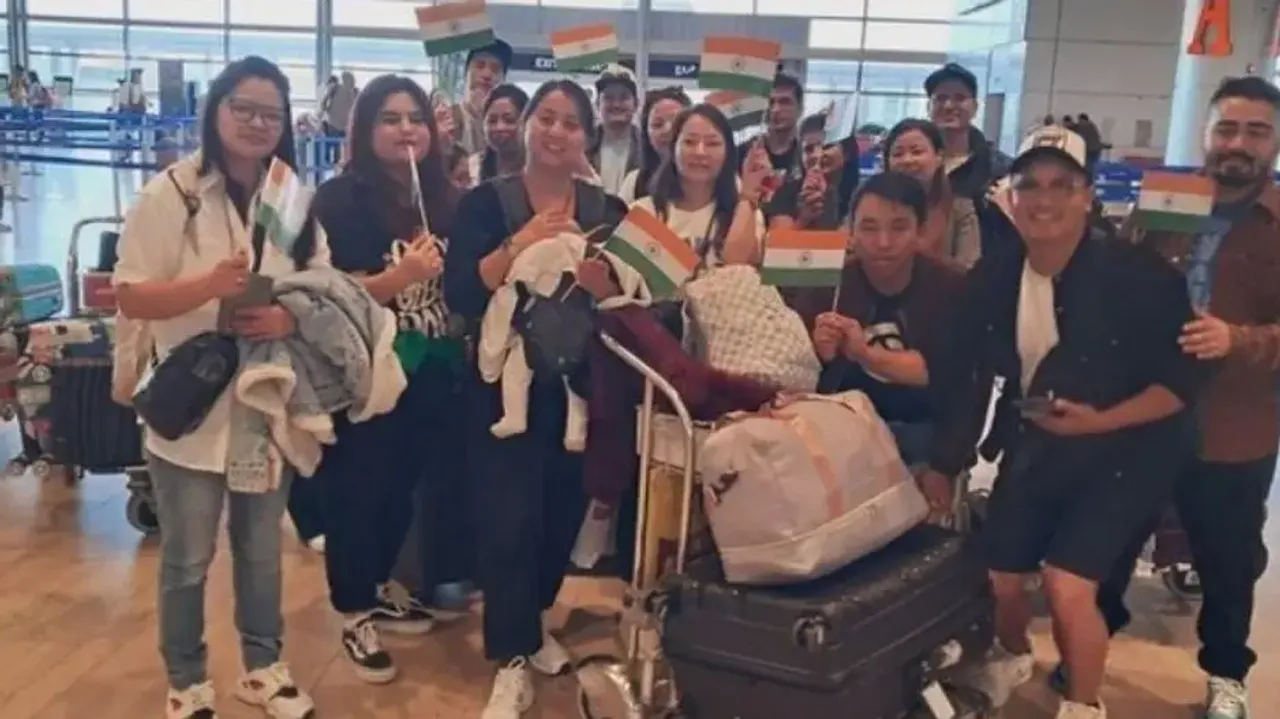 Operation Ajay: SpiceJet plane arrives in Delhi with 286 passengers from Israel