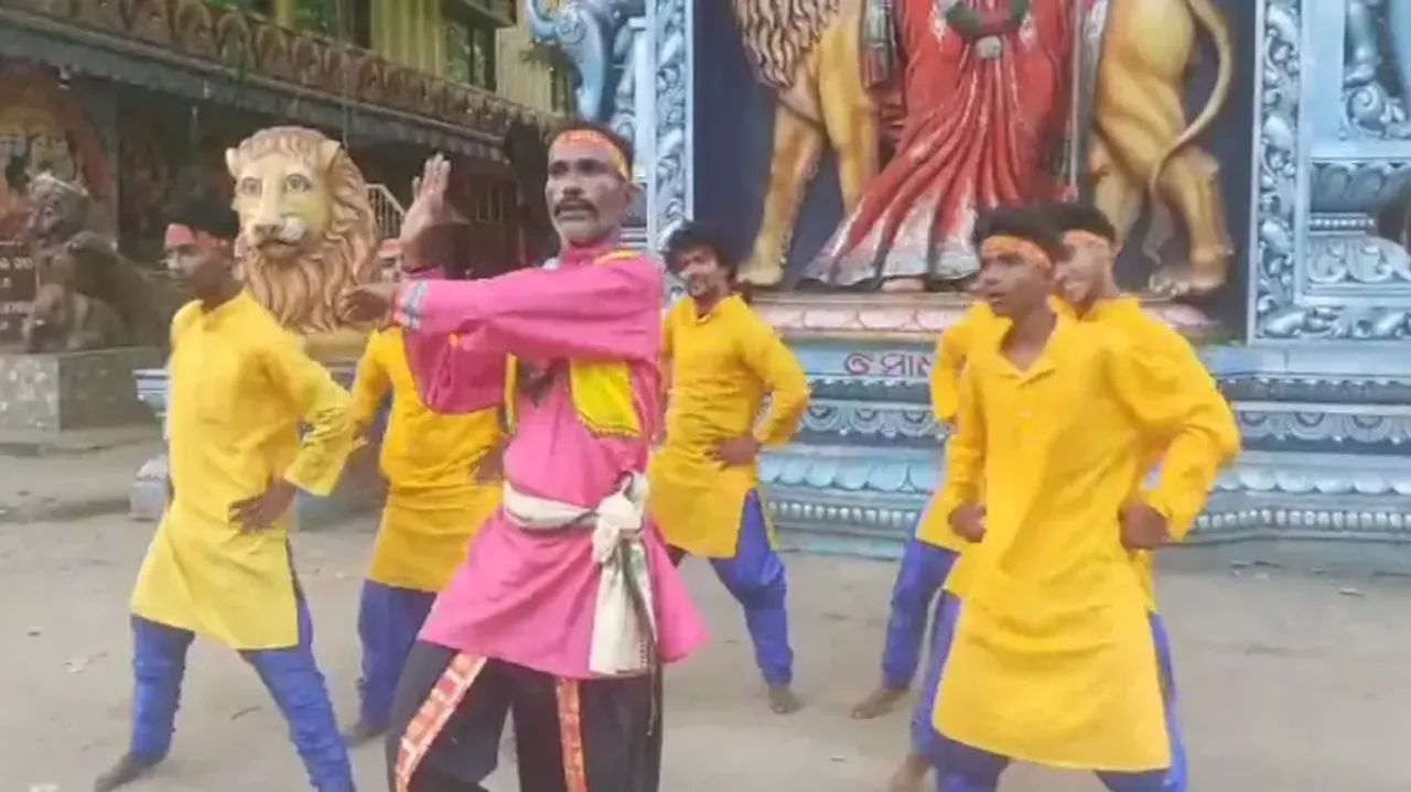 Bairagi Dances In A Music Video