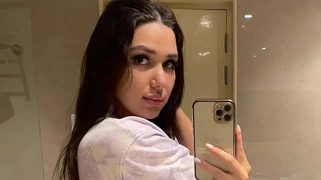 Russian vlogger shares disturbing street harassment experience in India, video goes viral