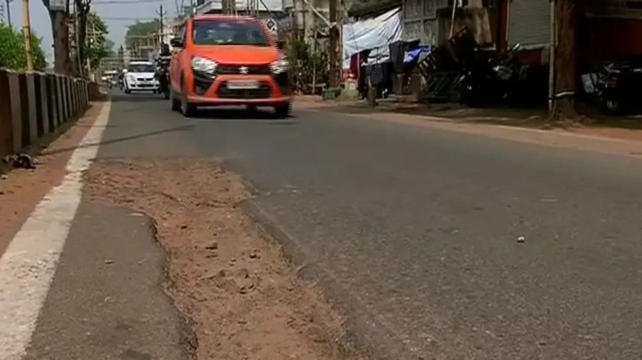 Road Repair Work Incomplete In Cuttack