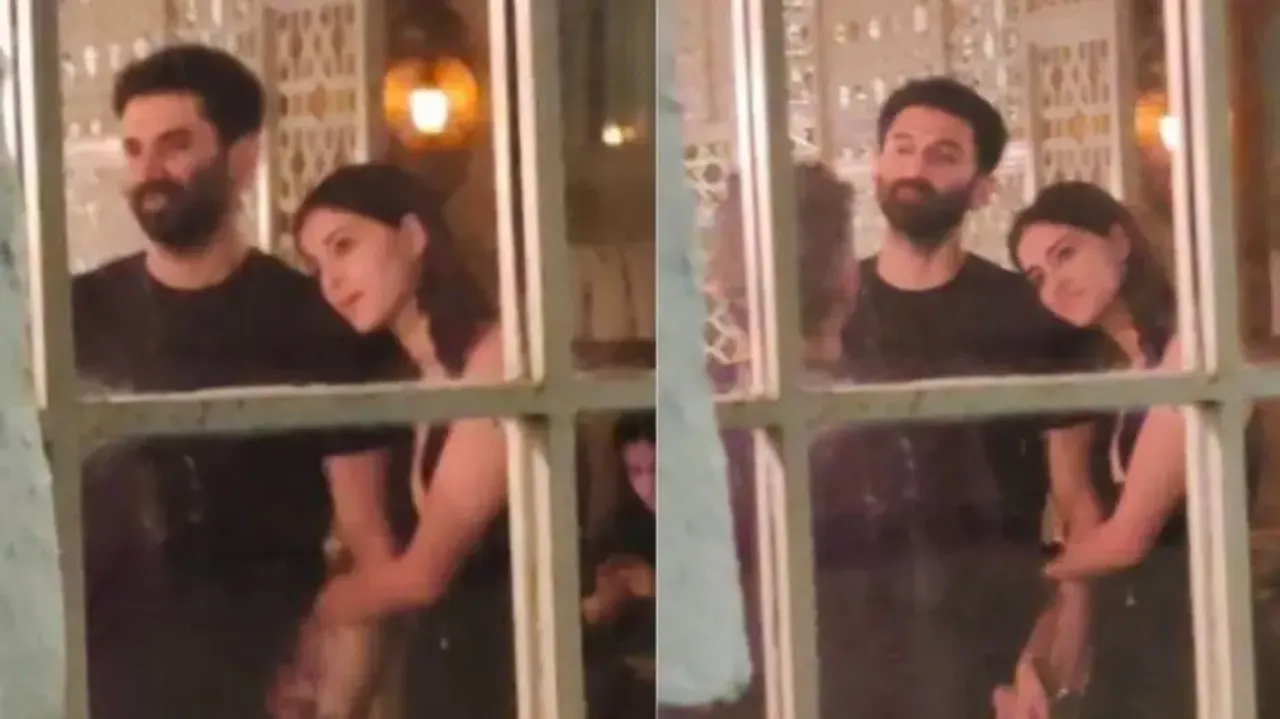 Aditya Roy Kapur caught getting cosy with ladylove Ananya Panday; video goes viral