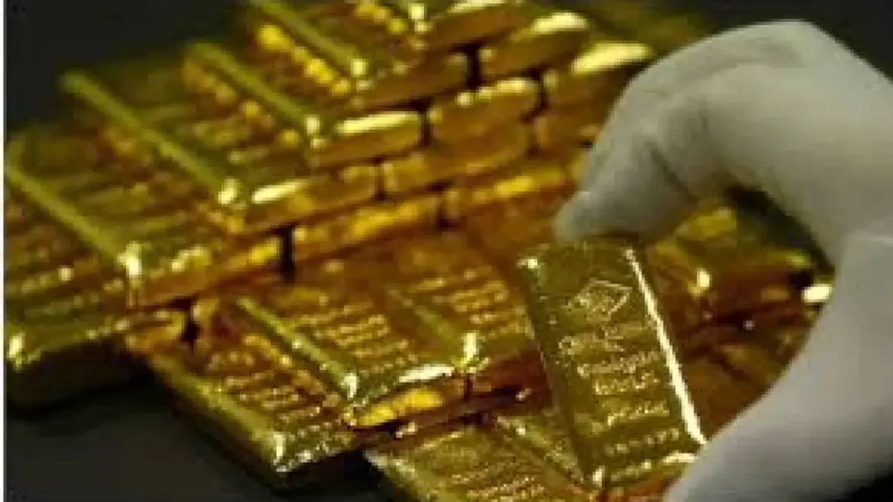 Gold prices soar ahead of festive, wedding season