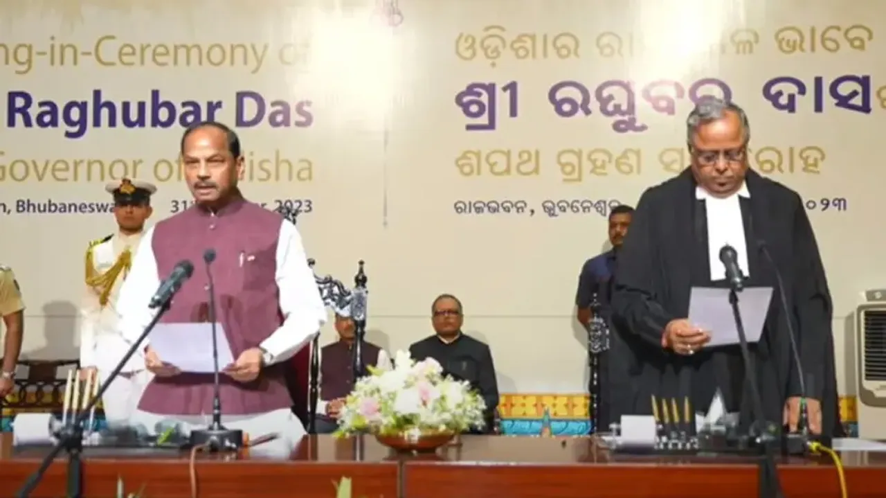 Raghubar Das Sworn In By Chief Justice Of Odisha