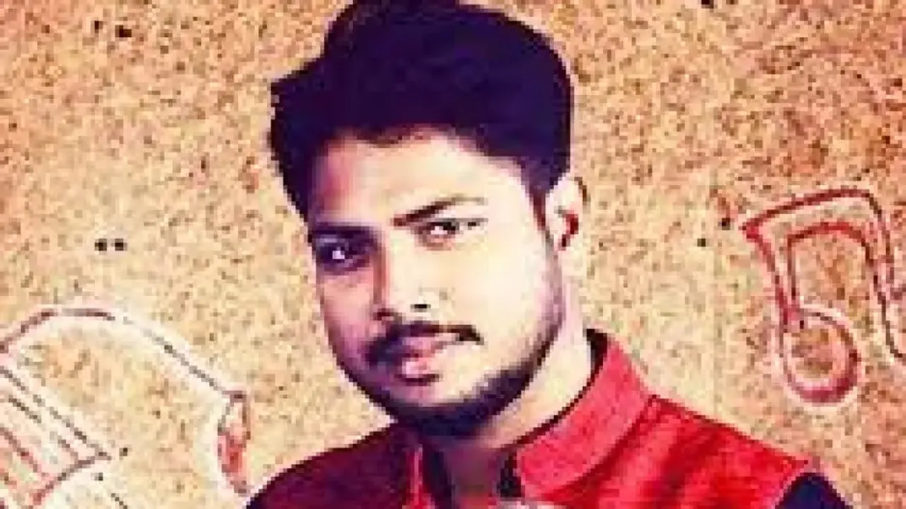 Ollywood singer Debesh Pati arrested for betraying ‘girlfriend’