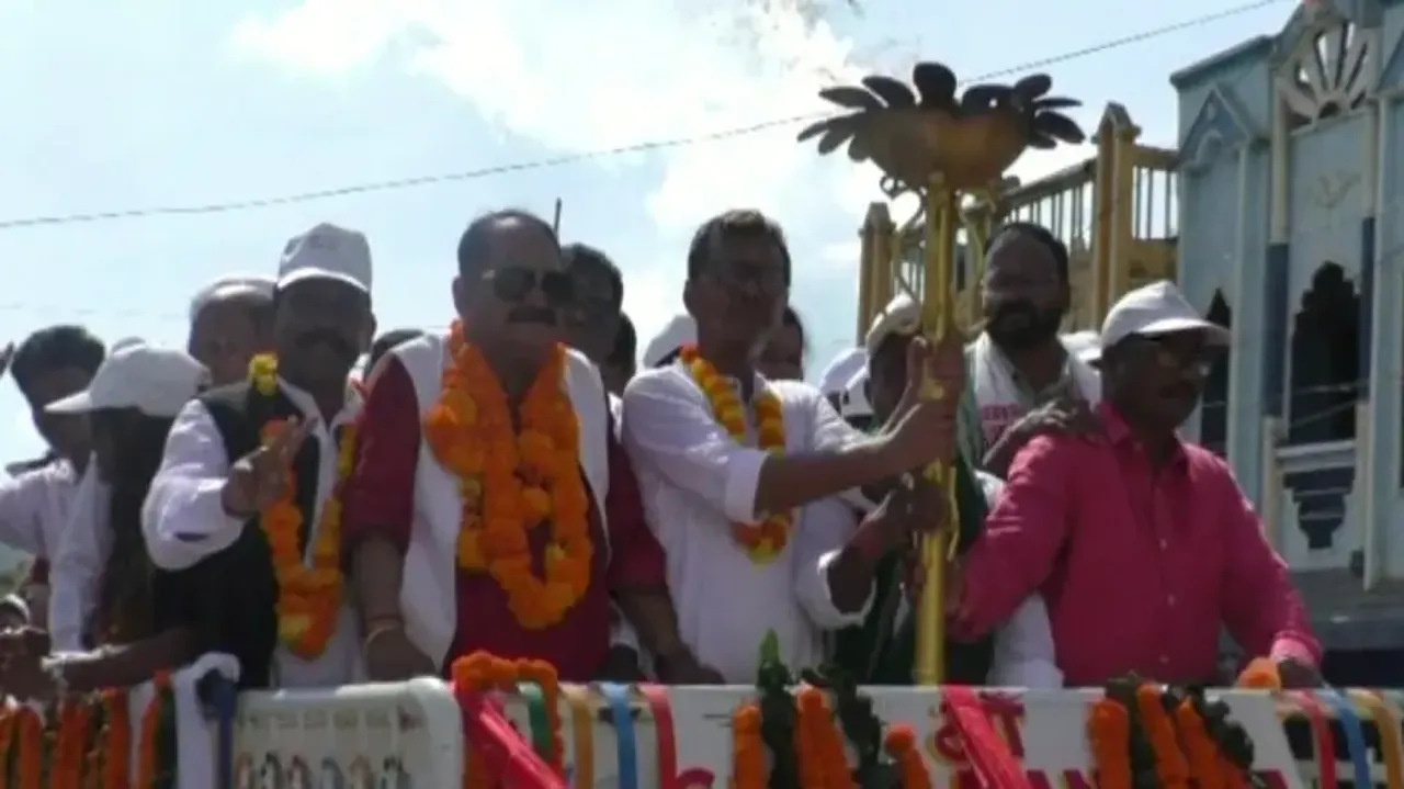 Tara Bahinipati & Saptagiri Ulaka