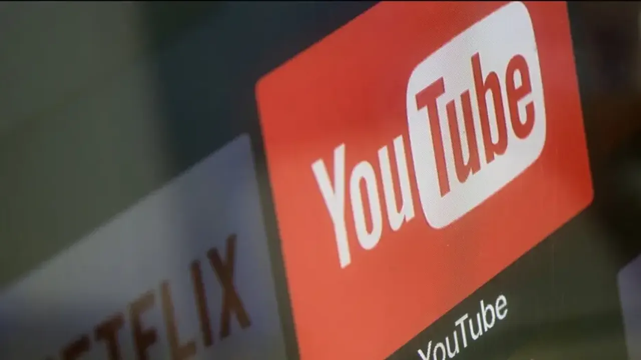 YouTube experimenting with AI chatbot to appear under select videos