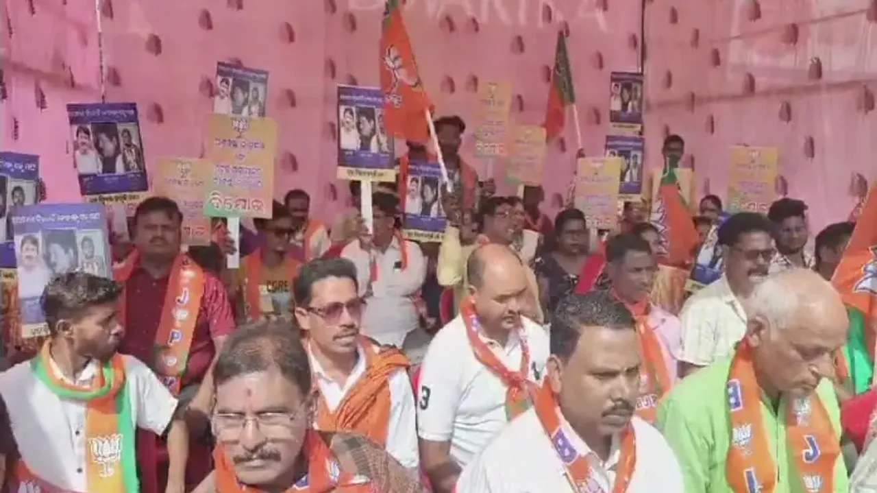 Range Rover-Bike accident: BJP stages demonstration in Jharsuguda